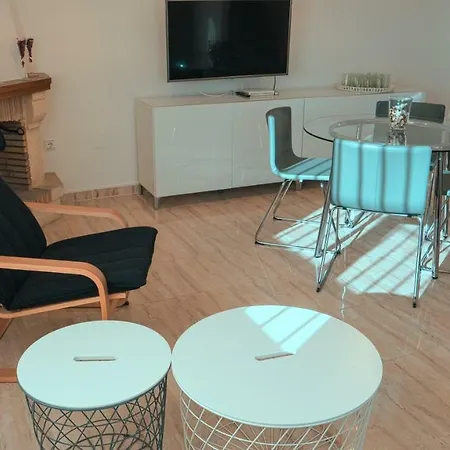 Chalet Pareado Moderno Casa vacanze